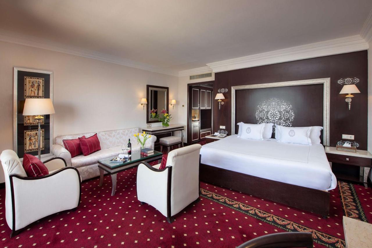 לוקסור Sonesta St. George Hotel - Convention Center מראה חיצוני תמונה A suite at the hotel